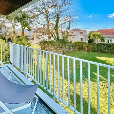 Vue Апартаменты *